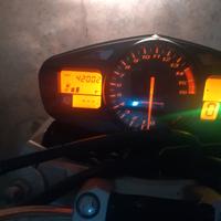 Suzuki GSR 600 nera