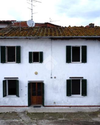 CASA INDIPENDENTE A PISTOIA