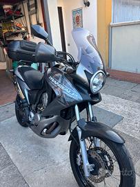 Honda transalp 700