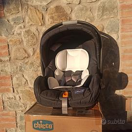 Seggiolino auto ovetto Chicco Keyfit - Tutto per i bambini In vendita a  Perugia