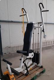 Vertical Traction Technogym 