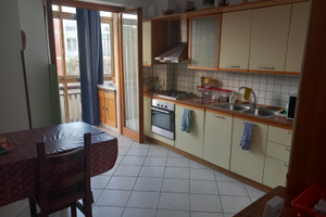 Ampio appartamento nel cuore di Genneruxi