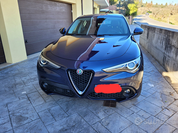 Alfa Romeo Stelvio Q4 2.2 Executive 210 cv