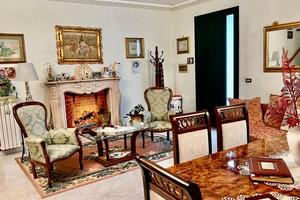 Villa a schiera ad alezio