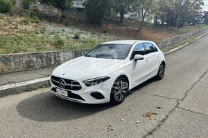 MERCEDES A 180 d Automatic Advanced