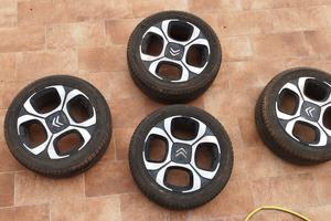 gomme 4 stagioni e cerchi Citroen C3 AIR CROSS 