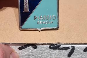 Stemma Vespa  faro basso originale dell'epoca