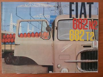 Fiat 682 N2 / T2 - depliant autocarro & trattore