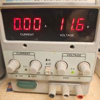 ALIMENTATORE PROFESSIONALE 30 A