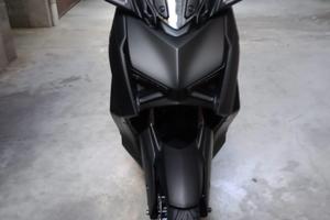 X-MAX 300 2023