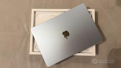 Macbook Air 15” M5 1TB ssd 24GB ram Applecare+