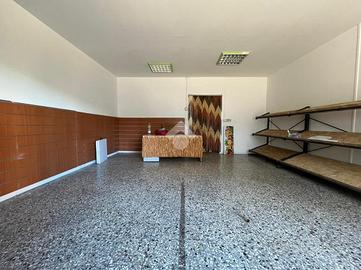 NEGOZIO A NOVI LIGURE