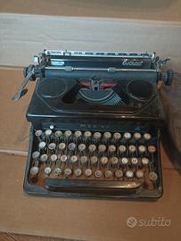 macchina da scrivere Everest Mod 90