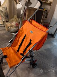 Passeggino leggero con capottina parasole 