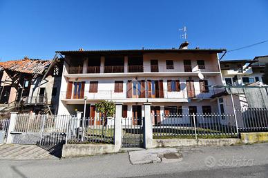 CASA SEMINDIPENDENTE A AZEGLIO