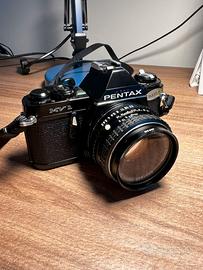 Pentax MV1 con obiettivo SMC Pentax-M 50mm F2
