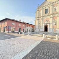 NEGOZIO A OSPITALETTO