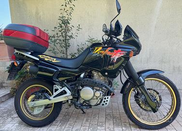 HONDA NX 650 Dominator 1992 km 8.900