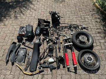 SMEMBRO DERBI 125 DRD R 4t