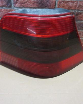 fanale posteriore destro volkswagen golf 4