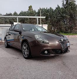 auto alfa romeo giulietta 2000dti 09/2014 distinct