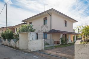 Villetta bifamiliare - San Biagio di Callalta