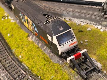 Locomotiva elettrica Marklin Re460 Digital 