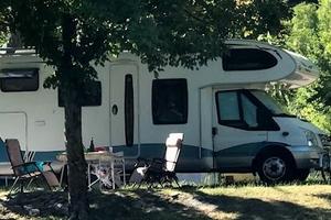 Camper hobby mansardato anno 2010 km.65000