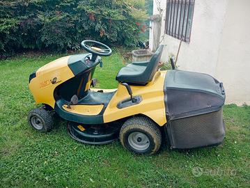 Vicenza: Trattorino taglia erba