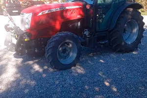 Trattore McCormick X4F 90CV