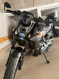 bmw f900r praticamente nuova