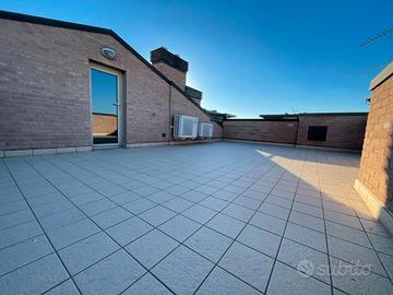 Appartamento ultimo piano con terrazzo