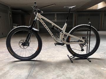 Commencal new meta 5