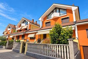 Villetta a schiera di 259 m² con più di 5 locali e