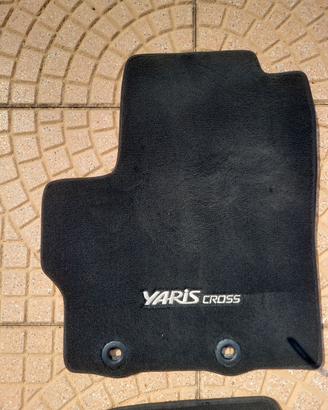 tappetino auto toyota yaris cross