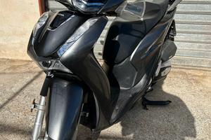 Honda sh125 2021
