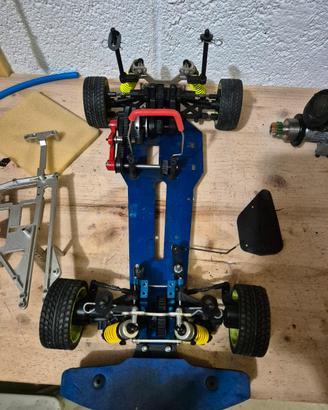 automodello a scoppio 1:10