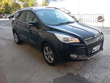 Ford Kuga - Buona neopatentati - 2015