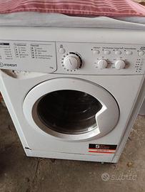 Lavatrice indesit