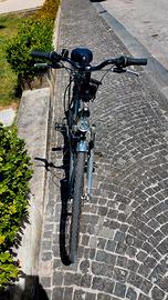 Bicicletta city bike 28”  - telaio in alluminio 