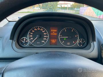 Mercedes Classe A 160 CDI 2010 UNICOPROPRIETARIO