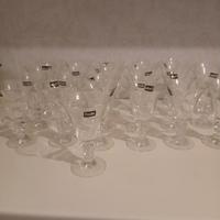 servizio di bicchieri in cristallo 