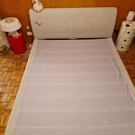 Letto con rivestitura