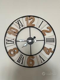 Orologio grande da parete in metallo e legno