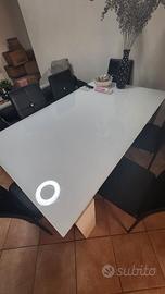 Tavolo estendibile con base in vetro