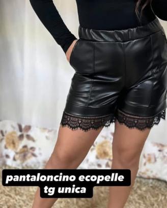 pantaloncini in ecopelle