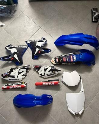 kit plastiche yz 125