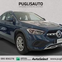 MERCEDES GLA 200 d Autom. Business Extra