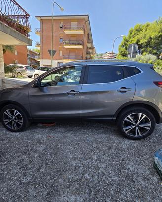 Nissan Qashqai 1.5 dci N-connecta