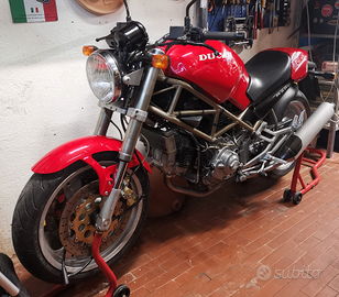 Ducati monster 900